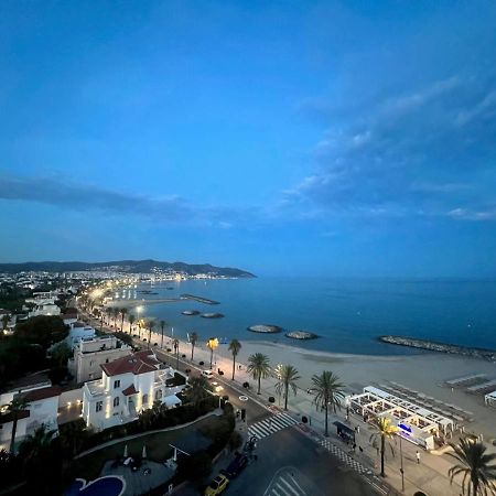 Entire Apartment , 2 Bedrooms Newly Remodeled Center Sitges Barcelona المظهر الخارجي الصورة