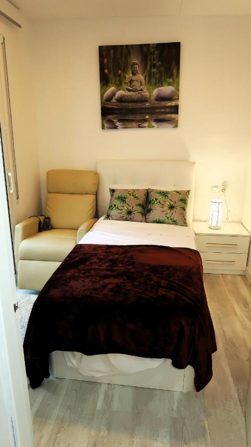Entire Apartment , 2 Bedrooms Newly Remodeled Center Sitges Barcelona المظهر الخارجي الصورة